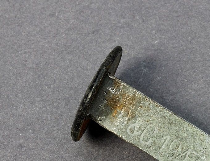 Late split rivet marked B & C, Beidermann und Czarkinkow, Berlin. Dated 1944.