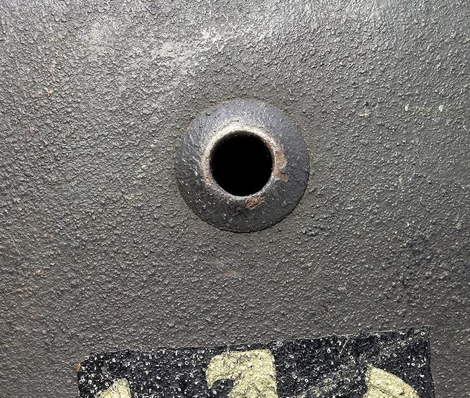 M35 EF air-vent bushing. This bushing is often poorly manufactured compared to bushings of other manufacturers.