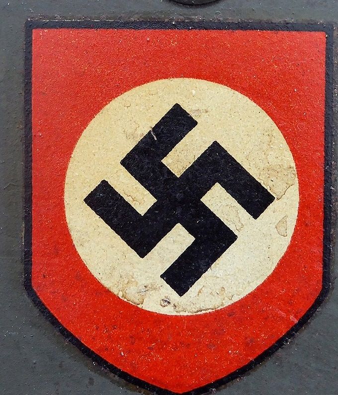 Party shield on the same M35 NS pictured above.