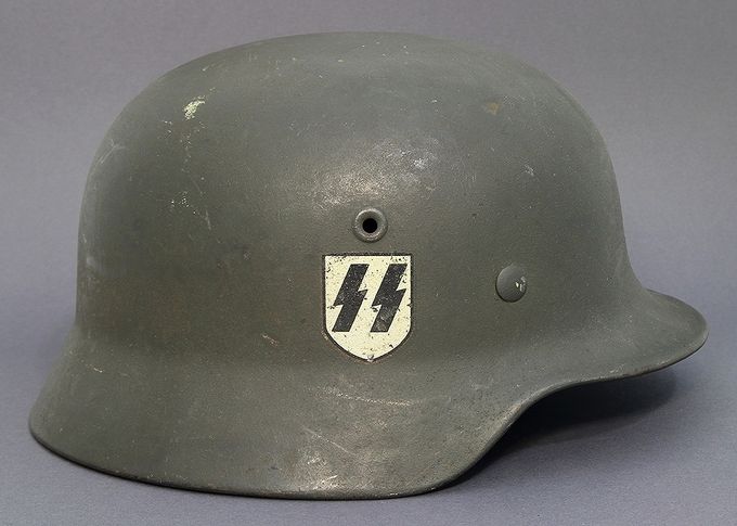 An M40 ET SS SD with factory paint.