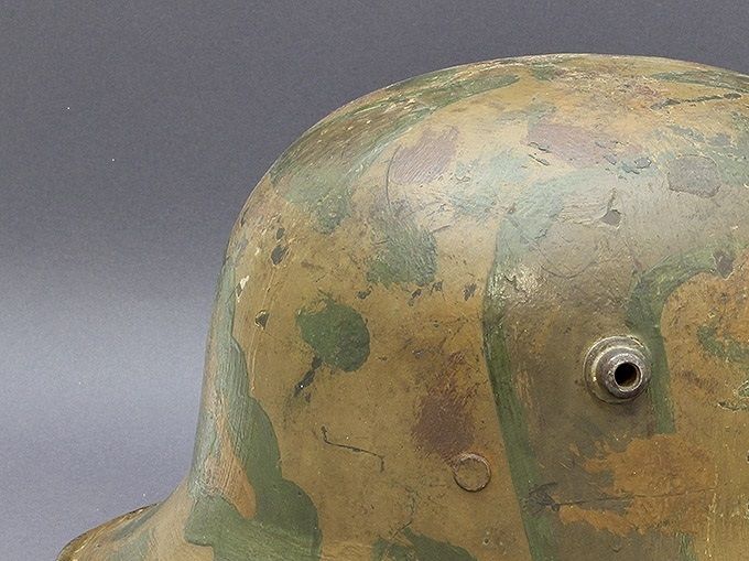 M16 Bell L 64 painted in tan and light green colors. Purchased in the USA from Paul Dorow.