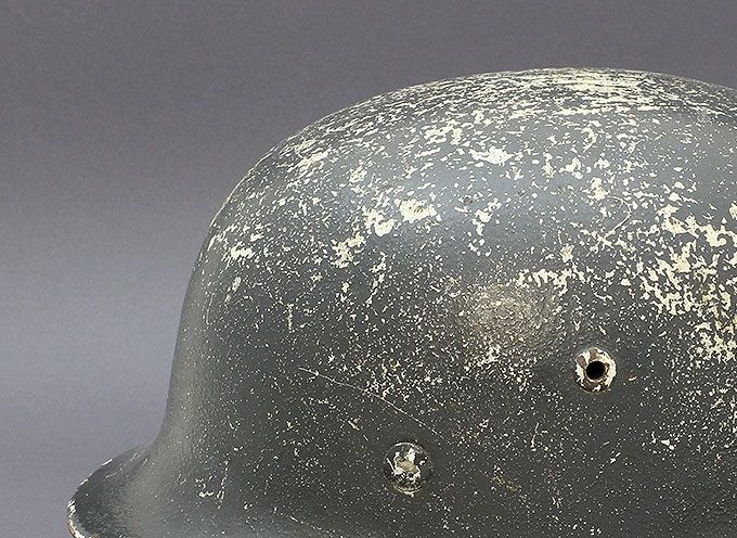 M35 SE66 with dark blue smooth paint with some texture.  