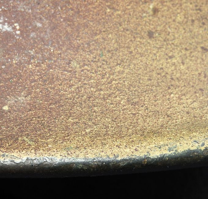 Close-up picture of the front rim.