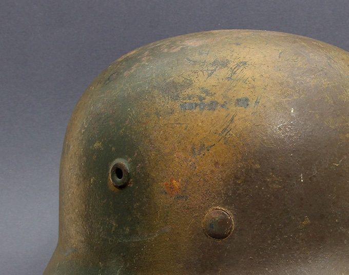 Picture of the front right side.