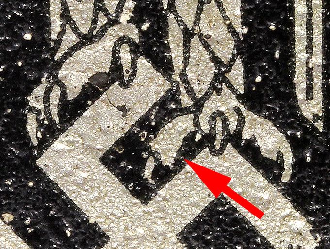 The picture shows the second version Huber-Jordan & Koerner with a thinner left toe on the right foot.