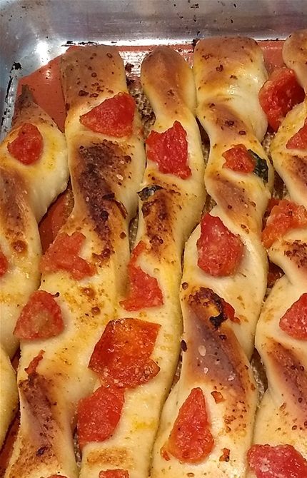 Just pulled these foccacia stix out of the oven. You should smell my kitchen.