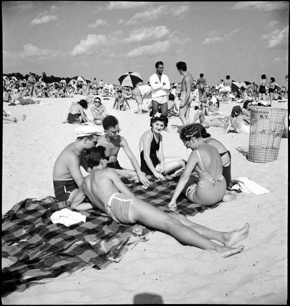 You never knew who you were going to meet at the beach.