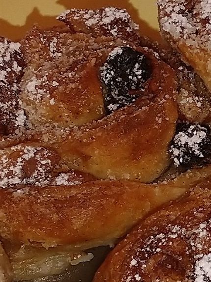 Buttery cinnamon rolls