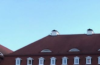 Et av de gamle hotellene nede ved stranda