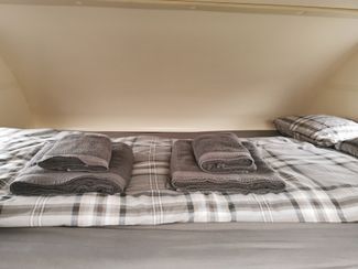 Bedding & Towels included