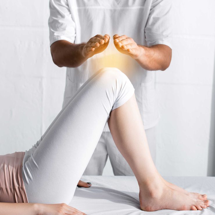 Tao_Hands_Lichtuebertragung_Knie_quadrat