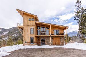 325Tonahutu-Exterior-2