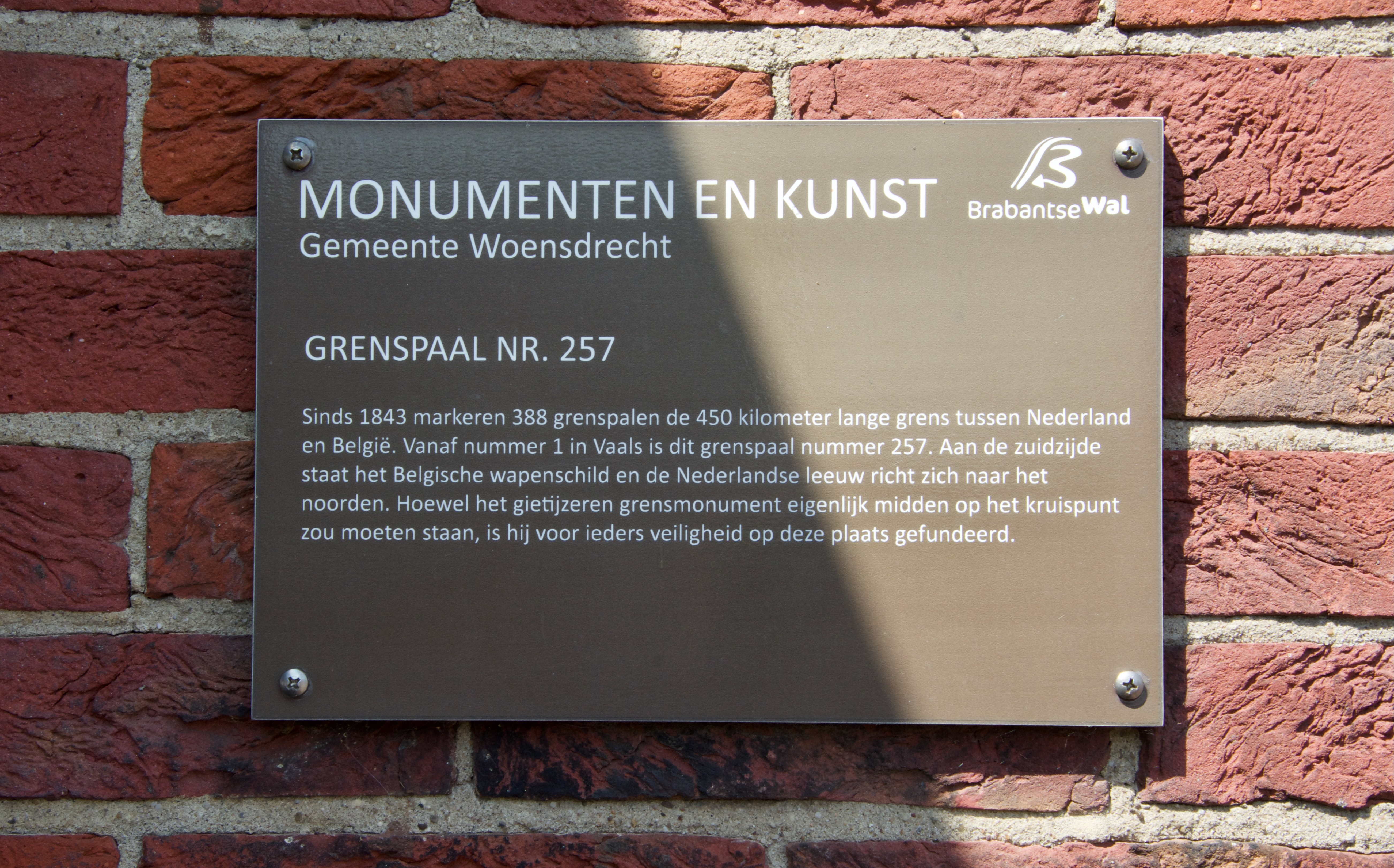 Bij grenspaal 257