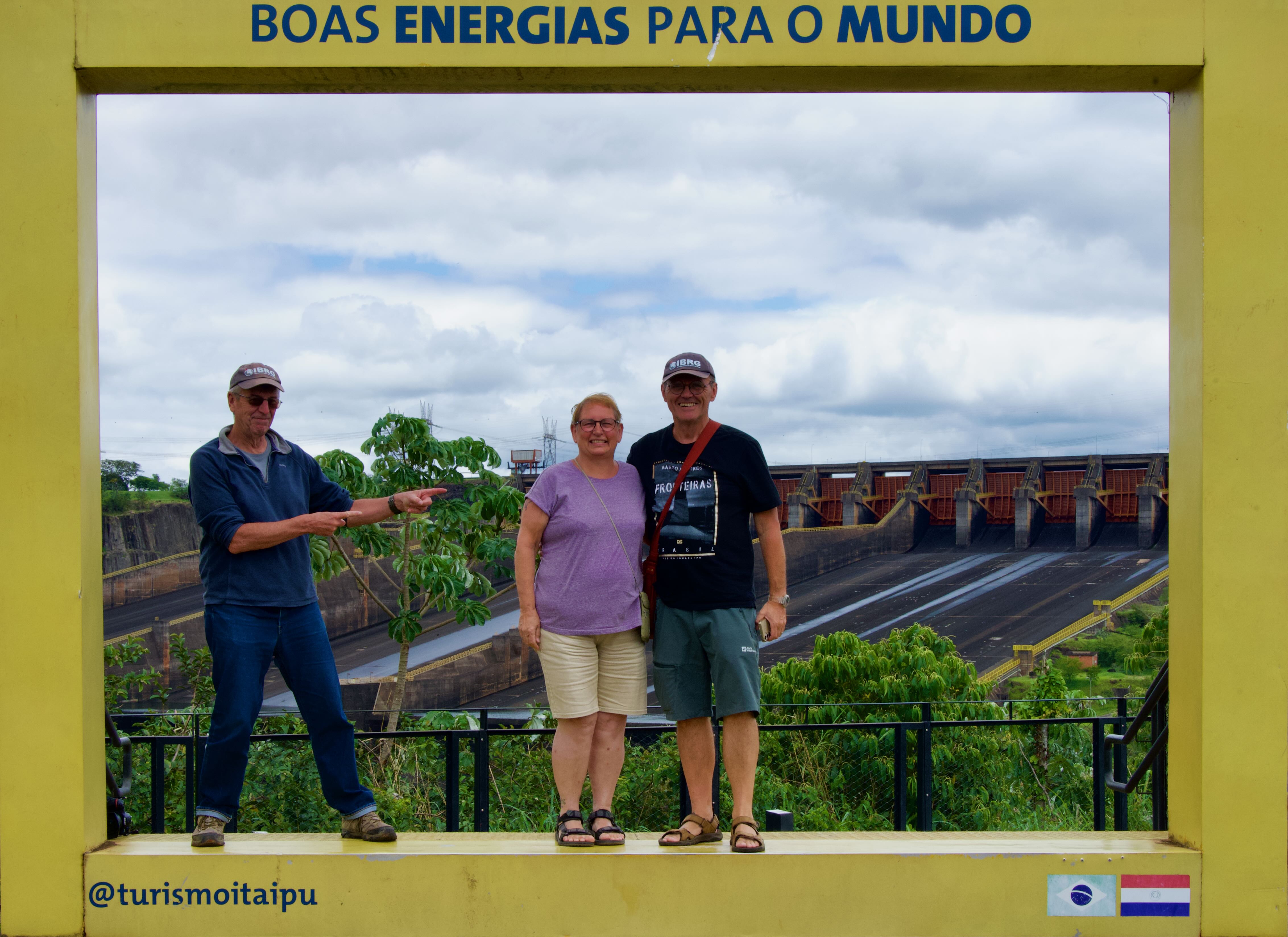 Discover my photo impressions of the Itaipu Dam connecting Paraguay and Brazil.