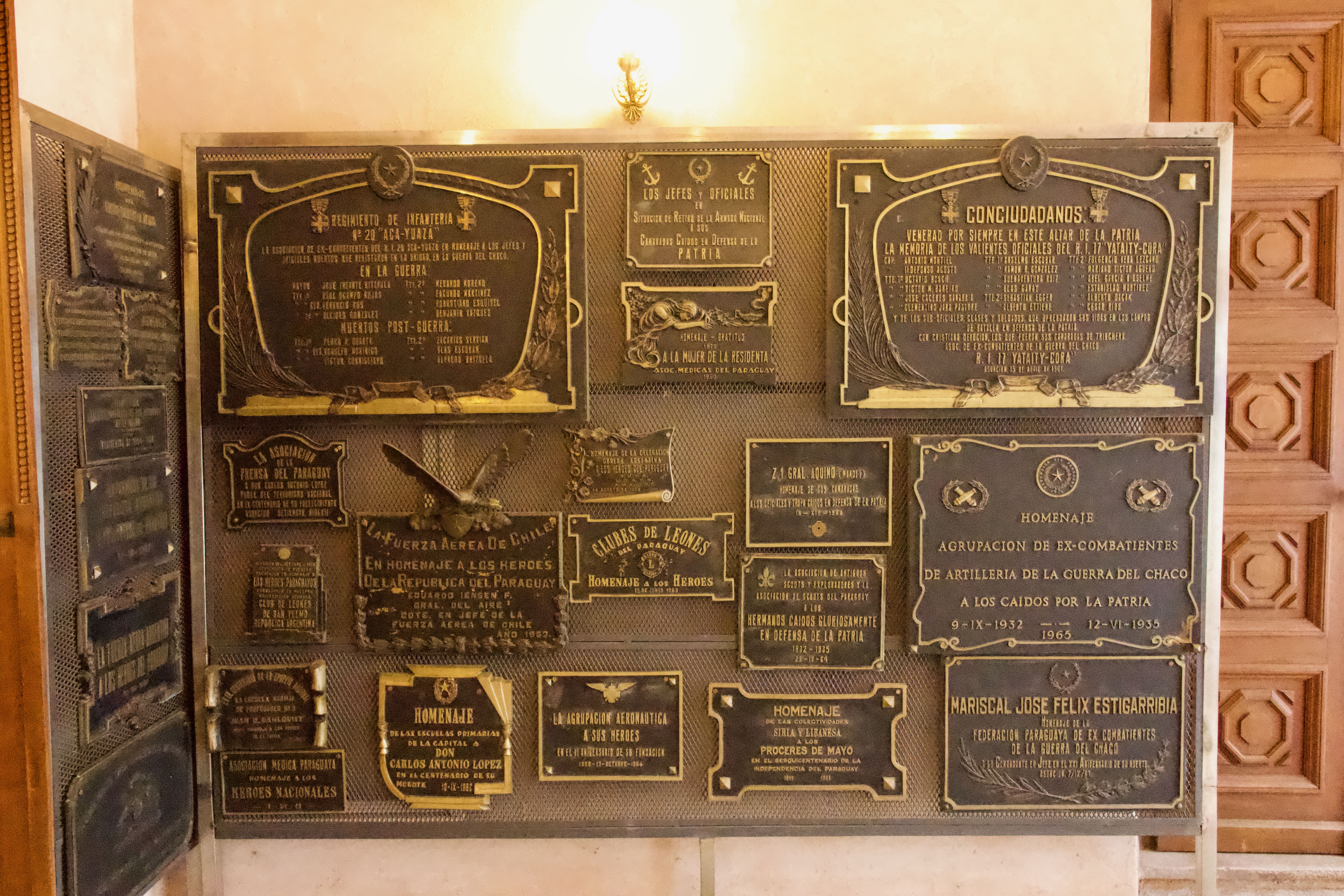 Learn about Paraguayan history of the National Pantheon of Heroes in Asunción