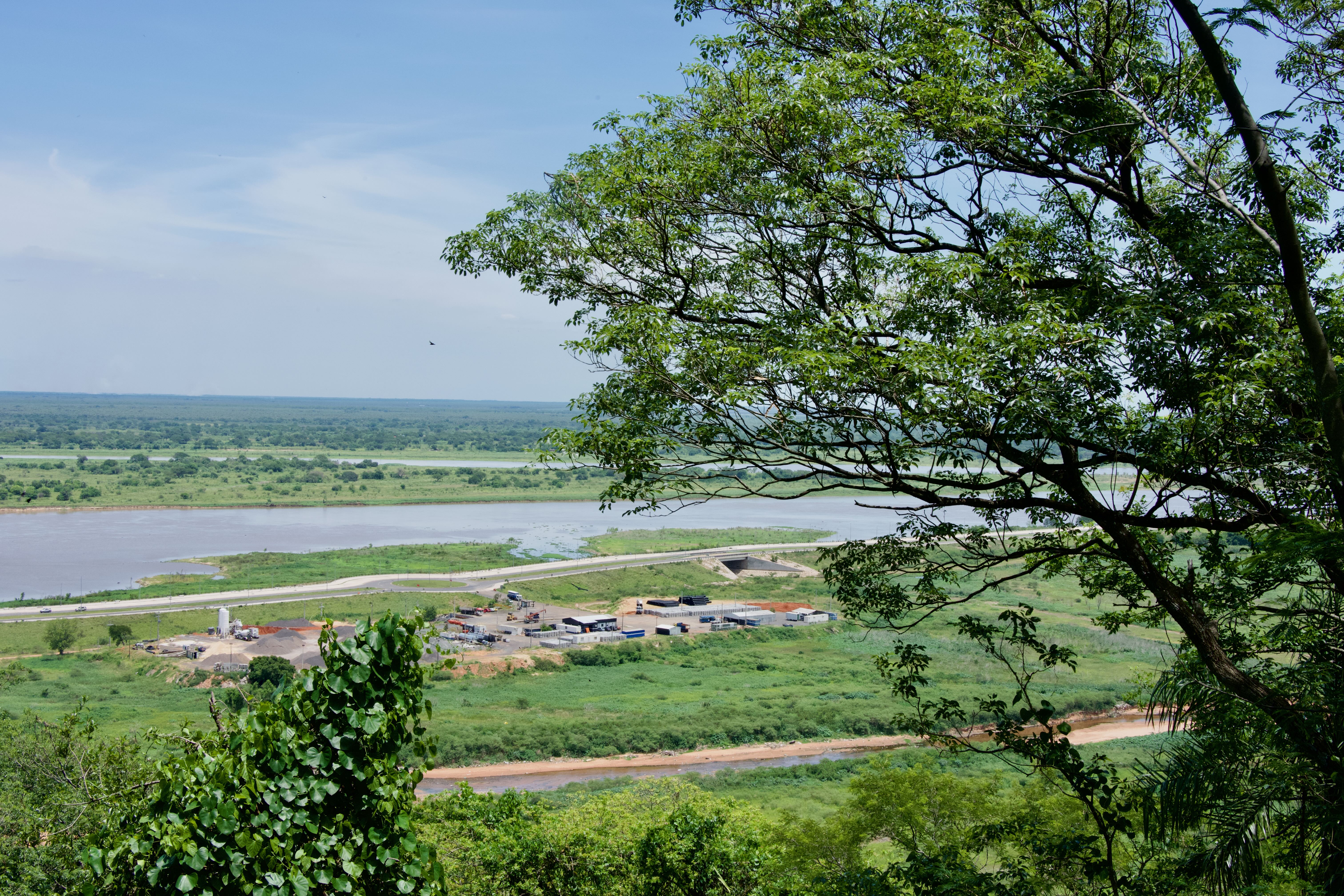 Find information about Cerro Lambaré in Asunción, Paraguay