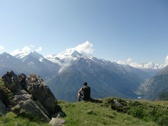 Fantastisk utsikt mot Bishorn og Weisshorn