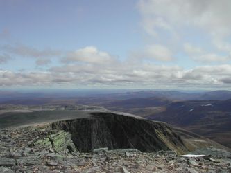 Over Trollhetta