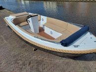 Lago Amore 595 Tender a