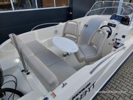 Quicksilver Activ 605 Sundeck - 150 pk Mercury 