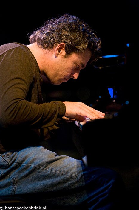 Håkan Brostrom`s "Refraction" featuring Joey Calderazzo ...