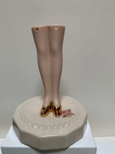 STANDING LEGS
