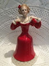 VIOLET ON BELL