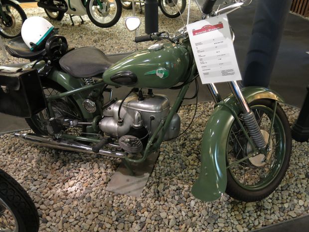 MZ med tvåtakts tvåcylindrig boxermotor.