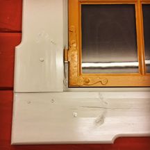 Detalj av fönster till Björsäter