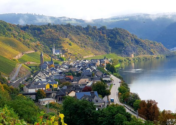 Hatzenport an der Mosel, Blick vom Spähnel Hatzenport an der Mosel, Blick vom Spähnel