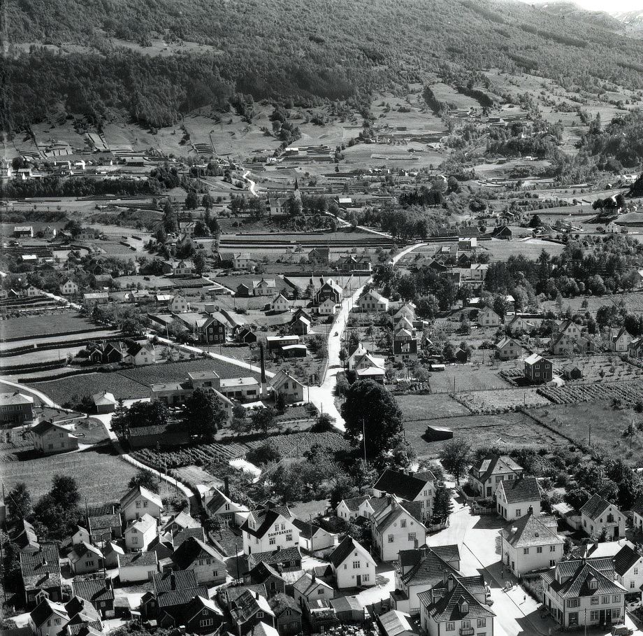 Vik i Sogn i 1956 - Vik in Sogn in 1956