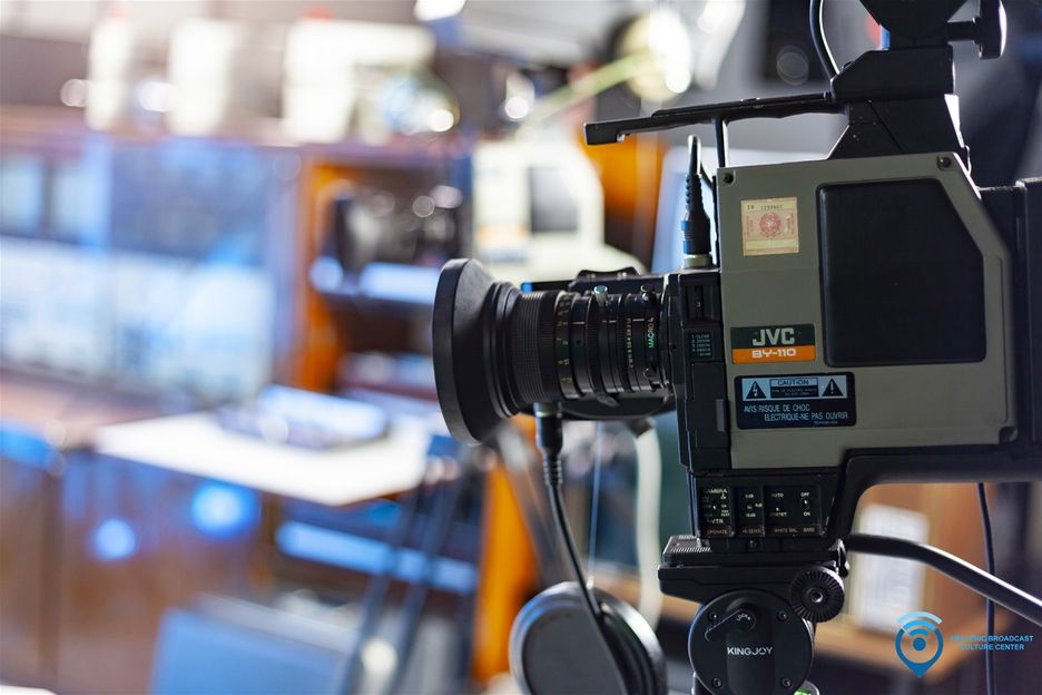 4 fully functional cameras JVC BY 110 in our studio