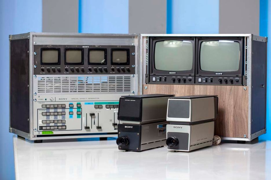 Sony Black & White Mini Portable Television Studio all in one. Visit the Hellenic Broadcast Culture Center in Greece-Europe and travel to the past with Hellenic Broadcast Museum.