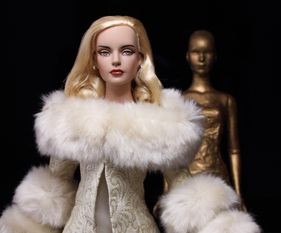 OOAK Sydney Chase