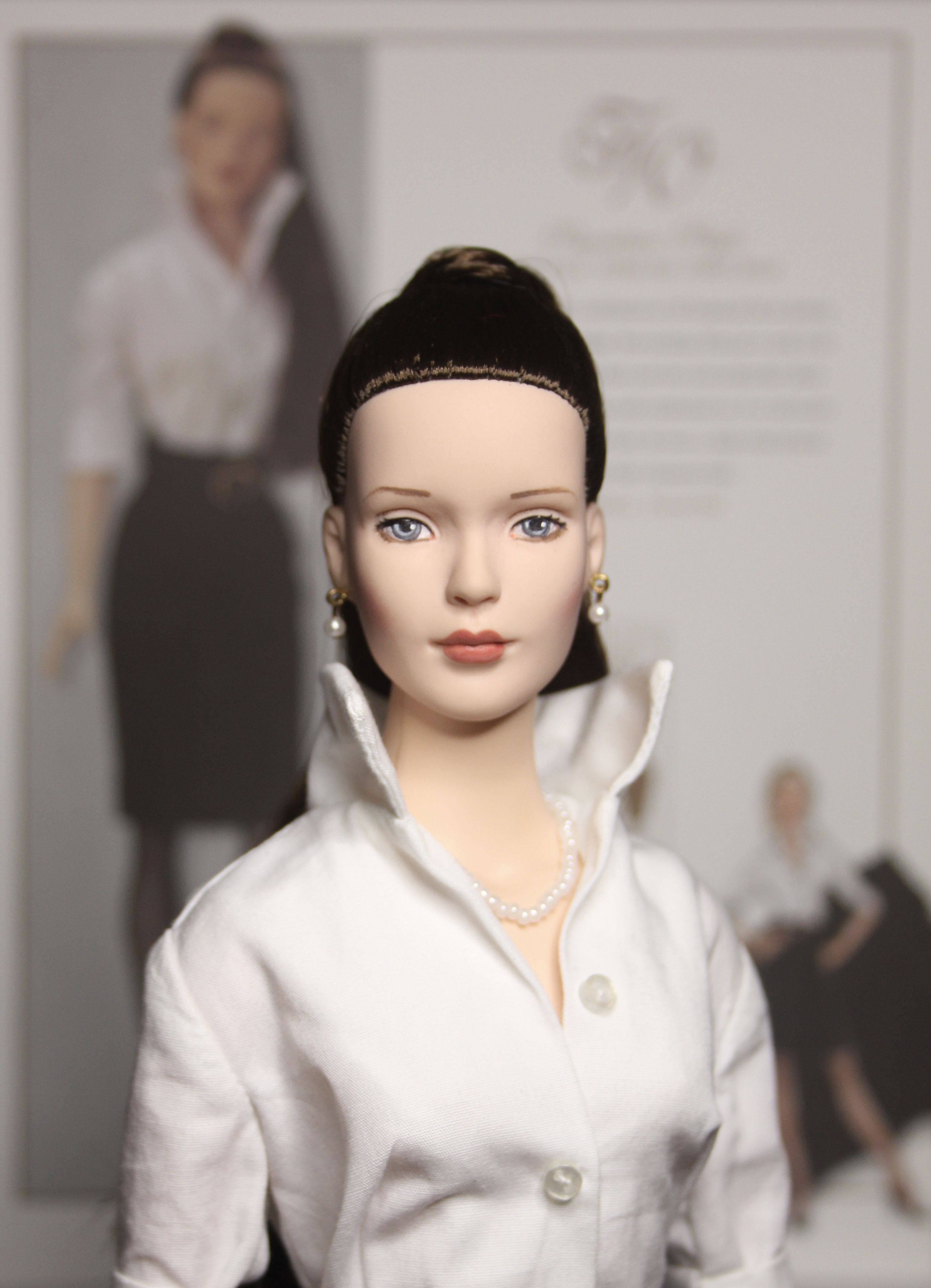 Robert tonner dolls for sale cheap