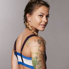 FINAL_RGB_Shot_04_SELF_Body_Image_Christmas_Abbott_Nadya_Wasylko_194_N