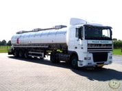 030 - DAF95 XF trekker kent BJ-LT-52 met 3 asser tankoplegger WTR-Camp