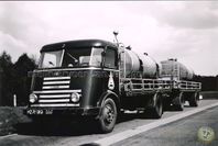 009 - Maasdam De Combinatie DAF 7 stripe combi kent  HZ-78919 met afze