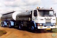 016 - Scania 93M-280  RMO met 3asser oplegger Kent VJ-19-JD Campina-me