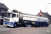 030 - DAF 95 enkelas trekker in overgangsfase kleur campina met 4 asse