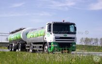 078 - DAF CF met 3as aanhanger campina #