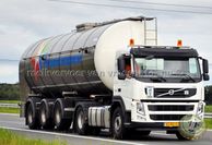 026 - RMO FrieslandCampina Volvo FM trekker 3 as oplegger kent BZ-BS-1
