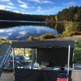 Grillning upp vid en av hökensås sjöar.