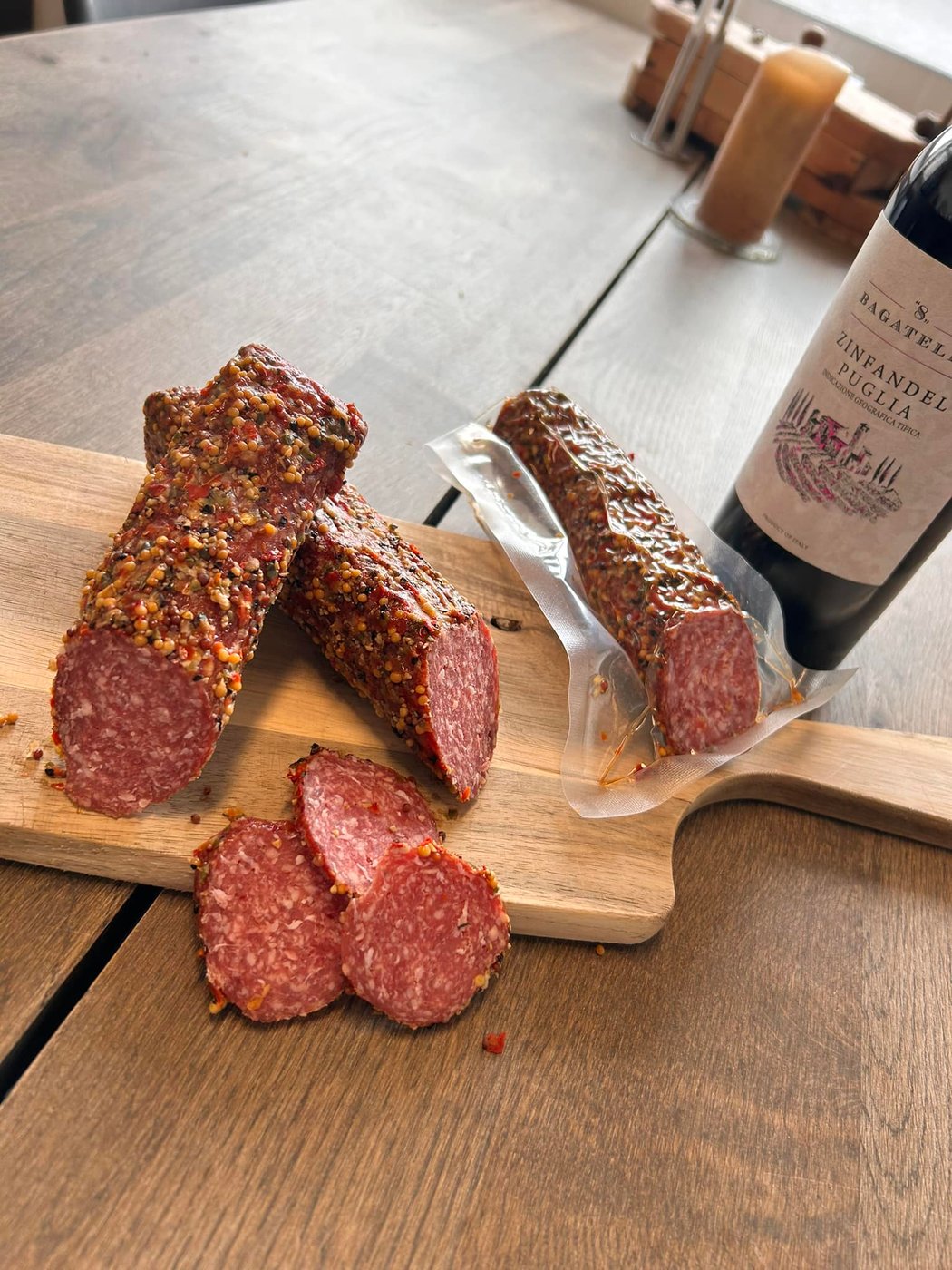 Tapaspølse med strejf af Hawaii Tapaspølse med strejf af Hawaii