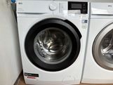 450 euro.Bijna Nieuw Nieuwste Model Amper gebruikt AEG 6000 Series Exc