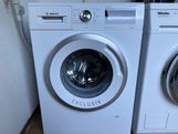 275 euro.In Perfecte staat Bosch Serie4 Exclusiv EcoSilence A+++