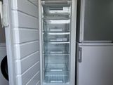 245 euro.In nette staat AEG NoFrost 6 laden Vriezer A+