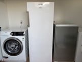 245 euro.Jong Beko 6 Laden Vriezer A+