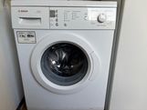 200 euro.In nette staat Bosch VarioPerfect Klasse A+++ 1400 T