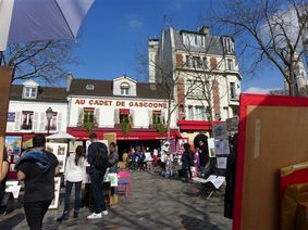Place du Tertre before the painters were expelled from the square
